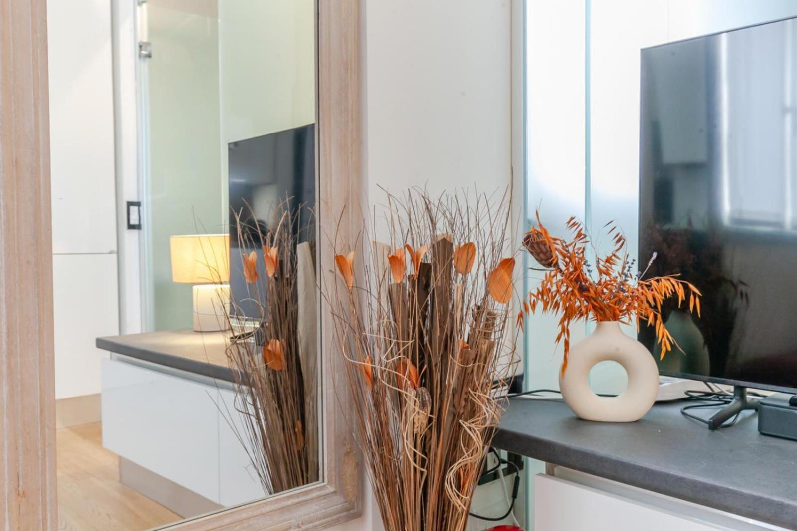 "Cine Cozy Loft" 3 Min Walk To Porta Romana Metro Station & Qc Terme มิลาน ภายนอก รูปภาพ